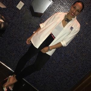 Meet your Posher, Helga